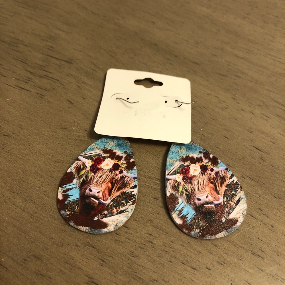 Floral Cow Print Bohemian Teardrop Fashion Jewelry Earrings - Picture 4 of 10